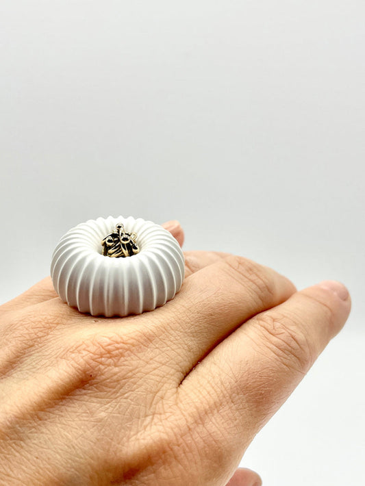 Artisanal ring silver bronze cement white