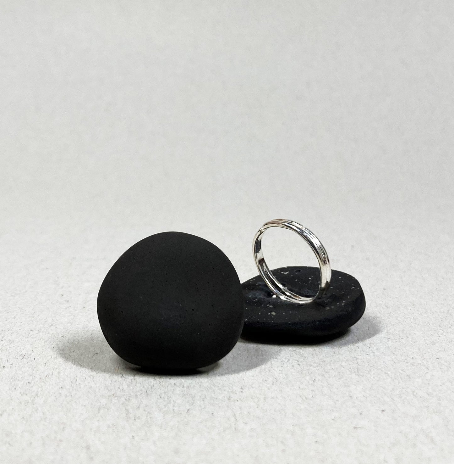 Cement Drop Black