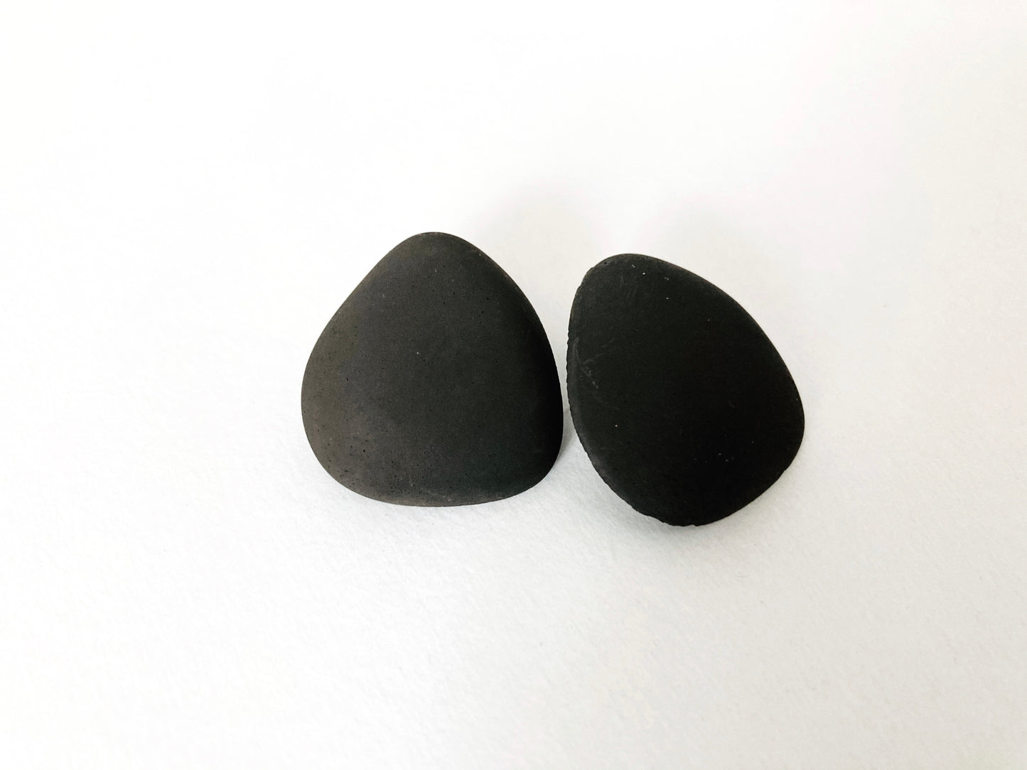 Black Cement Drops