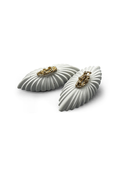 Fluid Elegance Earrings